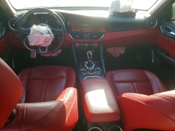 ZARFAMAN2L7632413 2020 ALFA ROMEO GIULIA - Image 8