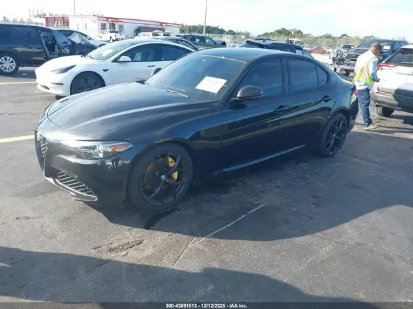 ZARFAMAN2L7634985 2020 ALFA ROMEO GIULIA - Image 2