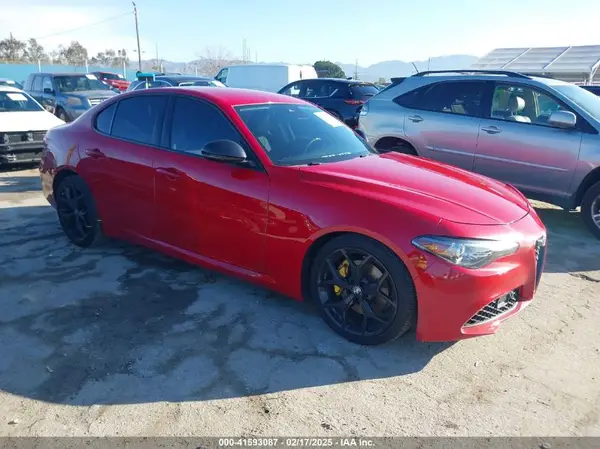 ZARFAMAN2L7636459 2020 ALFA ROMEO GIULIA - Image 1