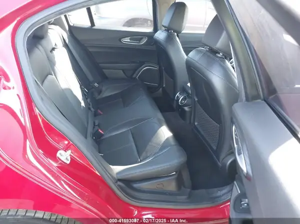 ZARFAMAN2L7636459 2020 ALFA ROMEO GIULIA - Image 8