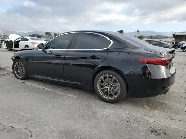 ZARFAMAN2L7636493 2020 ALFA ROMEO GIULIA - Image 2