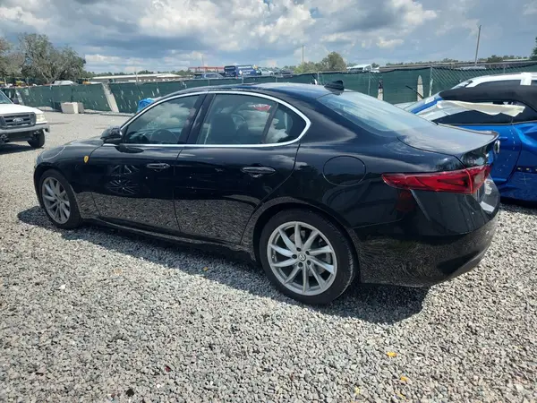 ZARFAMAN3K7599629 2019 ALFA ROMEO GIULIA - Image 2