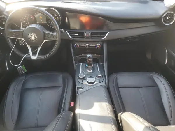 ZARFAMAN3K7599629 2019 ALFA ROMEO GIULIA - Image 8