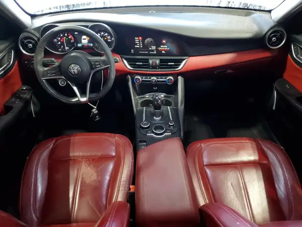 ZARFAMAN3K7616221 2019 ALFA ROMEO GIULIA - Image 8