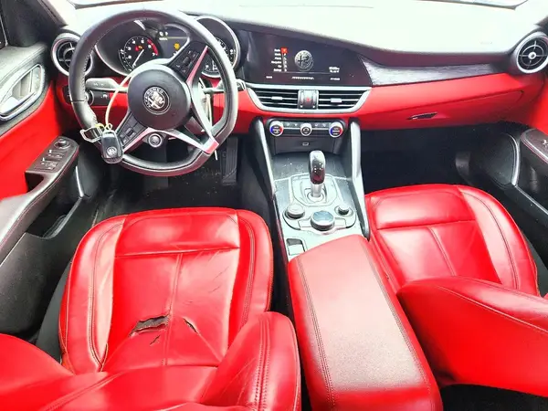 ZARFAMAN3K7620415 2019 ALFA ROMEO GIULIA - Image 8