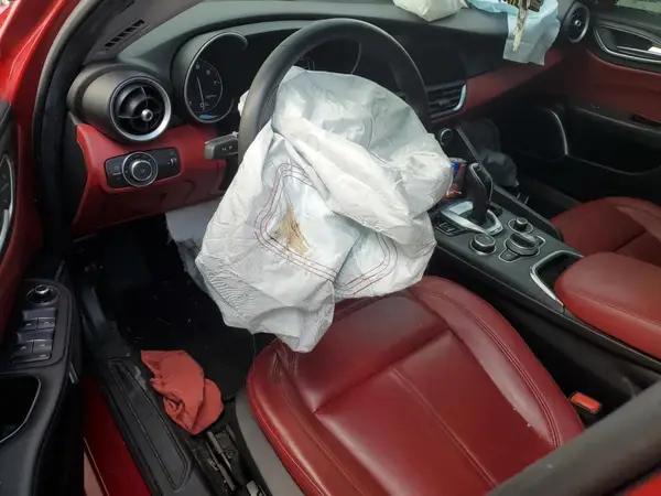 ZARFAMAN3L7631383 2020 ALFA ROMEO GIULIA - Image 8