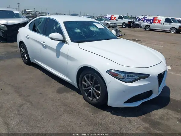 ZARFAMAN3L7631724 2020 ALFA ROMEO GIULIA