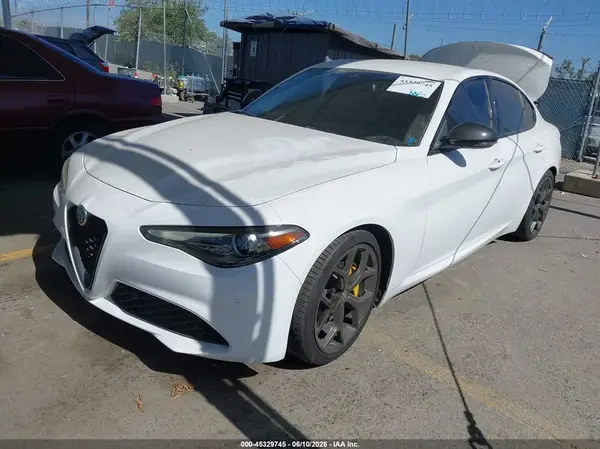 ZARFAMAN3L7636406 2020 ALFA ROMEO GIULIA - Image 2