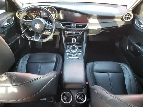 ZARFAMAN3L7637684 2020 ALFA ROMEO GIULIA - Image 8