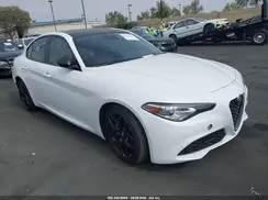 ZARFAMAN3M7641154 2021 ALFA ROMEO GIULIA