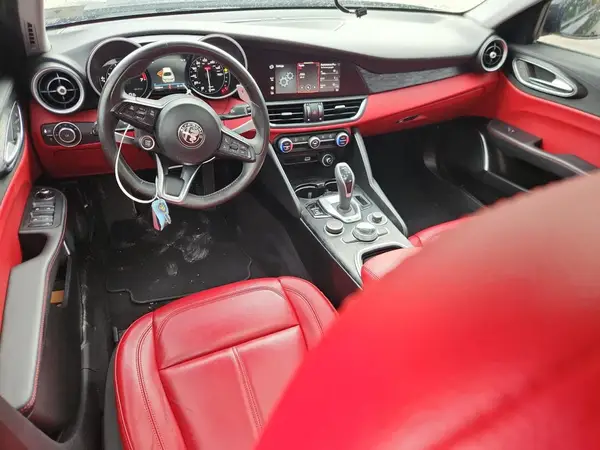 ZARFAMAN3M7647732 2021 ALFA ROMEO GIULIA - Image 8
