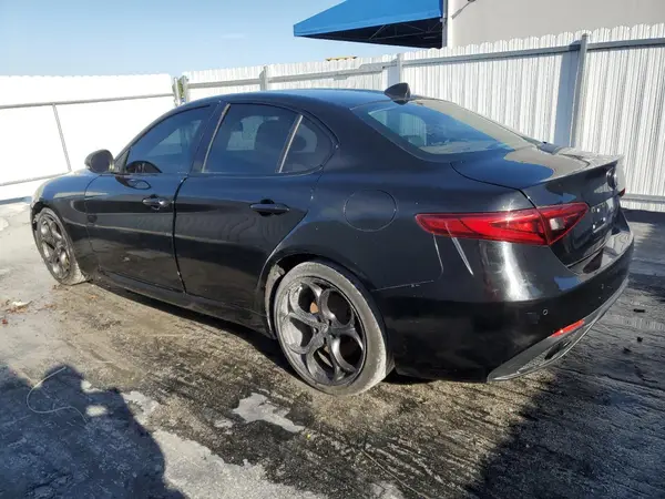 ZARFAMAN4K7598974 2019 ALFA ROMEO GIULIA - Image 2