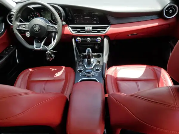 ZARFAMAN4L7626385 2020 ALFA ROMEO GIULIA - Image 8