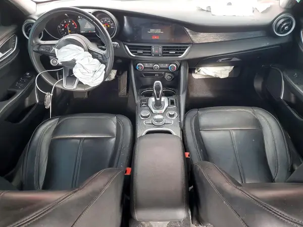 ZARFAMAN4L7636415 2020 ALFA ROMEO GIULIA - Image 8