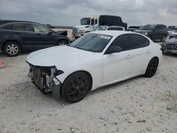 ZARFAMAN4L7637645 2020 ALFA ROMEO GIULIA - Image 1