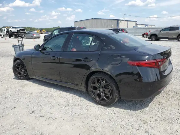ZARFAMAN4M7643835 2021 ALFA ROMEO GIULIA - Image 2