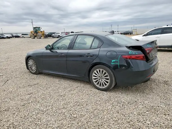 ZARFAMAN4N7665156 2022 ALFA ROMEO GIULIA - Image 2
