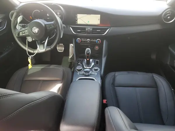 ZARFAMAN4R7687535 2024 ALFA ROMEO GIULIA - Image 8