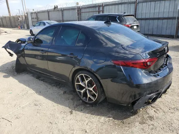 ZARFAMAN5K7598725 2019 ALFA ROMEO GIULIA - Image 2
