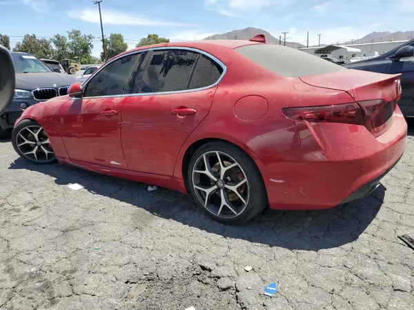 ZARFAMAN5K7598997 2019 ALFA ROMEO GIULIA - Image 2