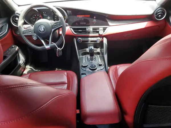 ZARFAMAN5K7598997 2019 ALFA ROMEO GIULIA - Image 8