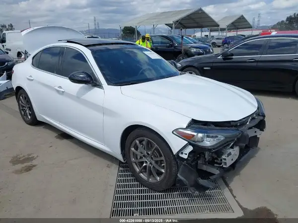 ZARFAMAN5K7612770 2019 ALFA ROMEO GIULIA - Image 1