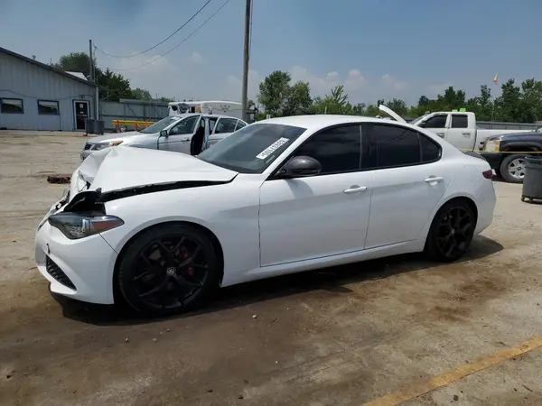 ZARFAMAN5K7622697 2019 ALFA ROMEO GIULIA - Image 1