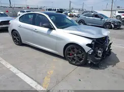 ZARFAMAN5L7632048 2020 ALFA ROMEO GIULIA