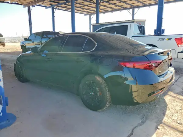 ZARFAMAN5L7636536 2020 ALFA ROMEO GIULIA - Image 2
