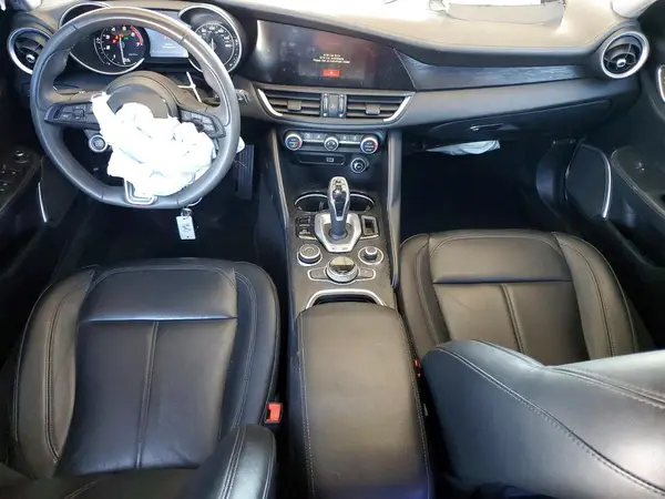 ZARFAMAN5L7636536 2020 ALFA ROMEO GIULIA - Image 8