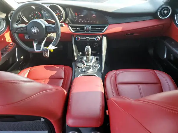 ZARFAMAN5M7644895 2021 ALFA ROMEO GIULIA - Image 8