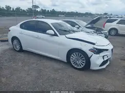ZARFAMAN5N7661262 2022 ALFA ROMEO GIULIA