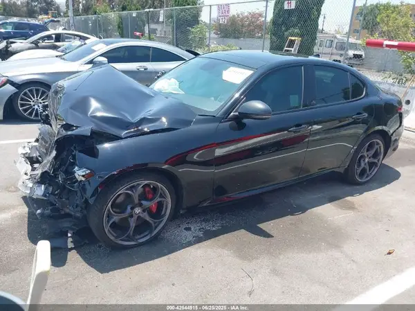 ZARFAMAN6K7600157 2019 ALFA ROMEO GIULIA - Image 2