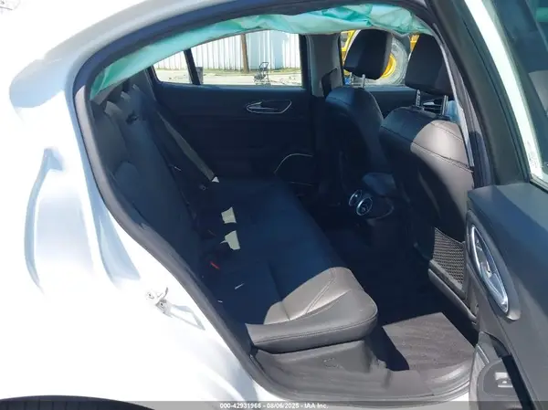 ZARFAMAN6K7605648 2019 ALFA ROMEO GIULIA - Image 8