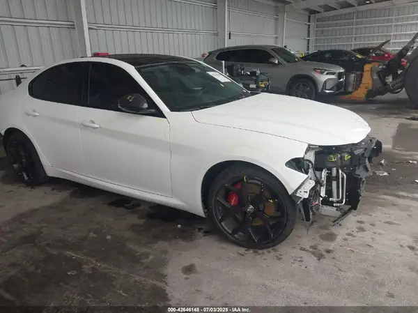 ZARFAMAN6K7619579 2019 ALFA ROMEO GIULIA - Image 1