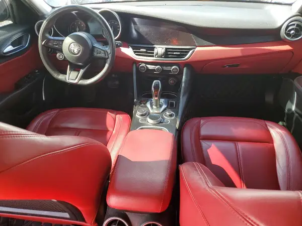 ZARFAMAN6L7625822 2020 ALFA ROMEO GIULIA - Image 8