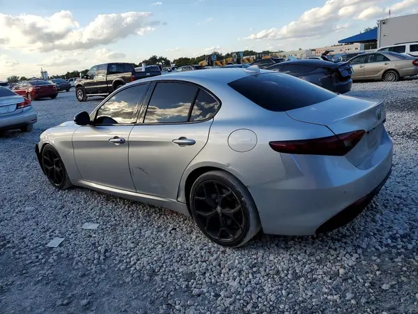ZARFAMAN6L7635542 2020 ALFA ROMEO GIULIA - Image 2