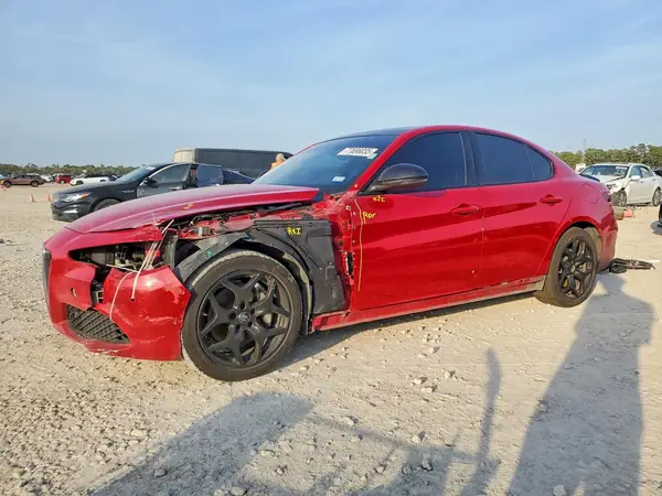 ZARFAMAN6M7642413 2021 ALFA ROMEO GIULIA