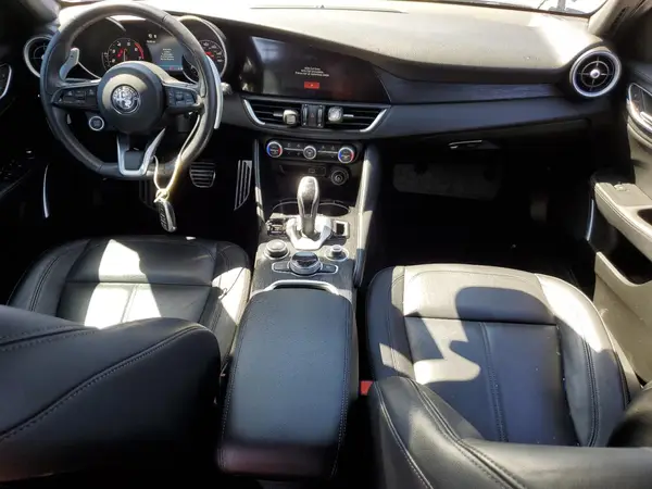 ZARFAMAN6N7655650 2022 ALFA ROMEO GIULIA - Image 8