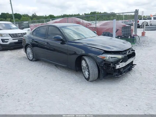 ZARFAMAN6P7671303 2023 ALFA ROMEO GIULIA