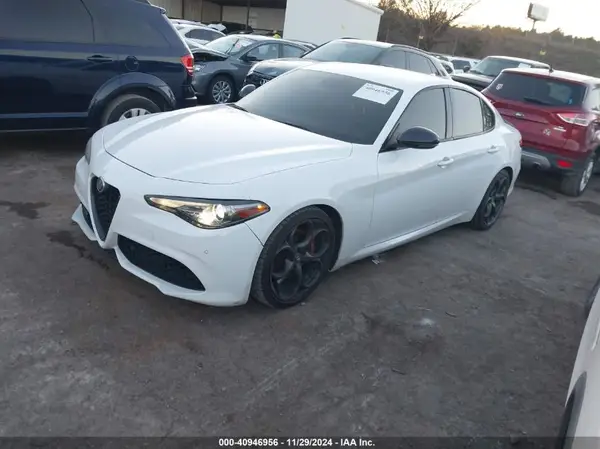 ZARFAMAN7K7598550 2019 ALFA ROMEO GIULIA - Image 2
