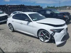 ZARFAMAN7K7608316 2019 ALFA ROMEO GIULIA