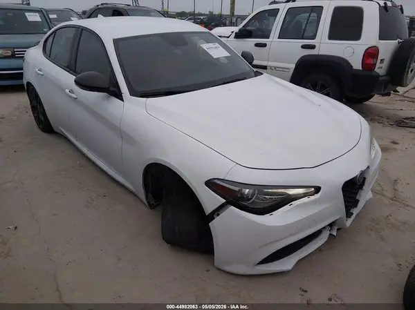 ZARFAMAN7K7611720 2019 ALFA ROMEO GIULIA