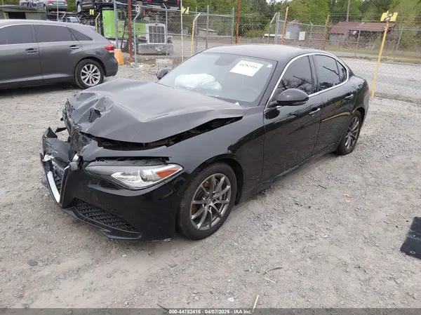 ZARFAMAN7K7619932 2019 ALFA ROMEO GIULIA - Image 2
