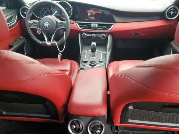 ZARFAMAN7K7622247 2019 ALFA ROMEO GIULIA - Image 8