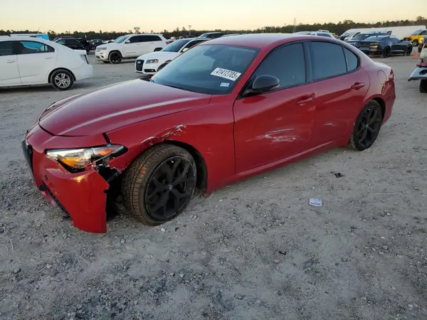 ZARFAMAN7L7634710 2020 ALFA ROMEO GIULIA - Image 1