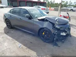 ZARFAMAN7L7637591 2020 ALFA ROMEO GIULIA
