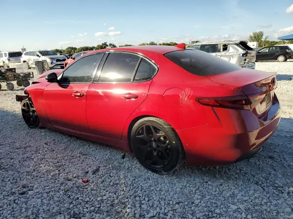 ZARFAMAN7M7639052 2021 ALFA ROMEO GIULIA - Image 2