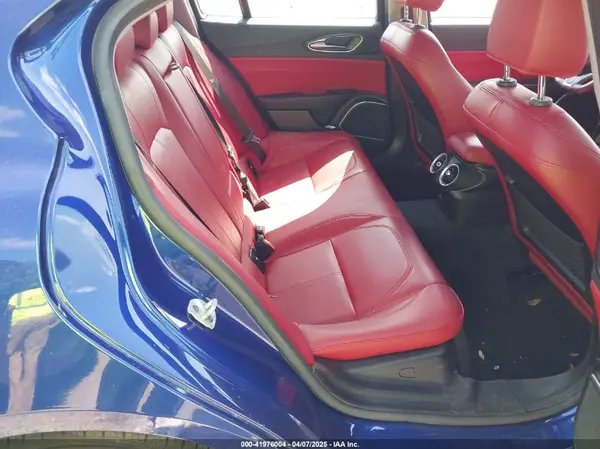 ZARFAMAN7M7643215 2021 ALFA ROMEO GIULIA - Image 8