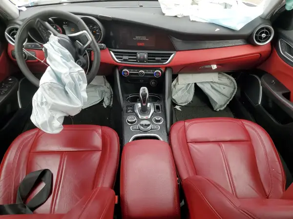ZARFAMAN7M7645983 2021 ALFA ROMEO GIULIA - Image 8